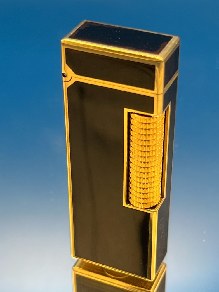 1973 Dunhill Black/Brown( anomaly) Rollagas Lighter, Extremely Rare