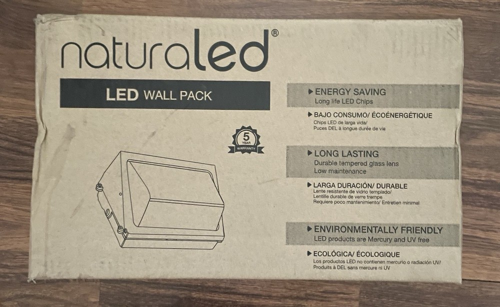 Natural Led Wall Pack NIB 5000k 42w