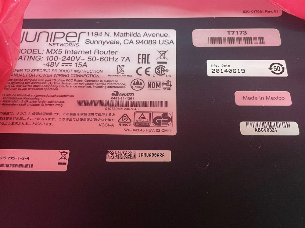 Juniper MX5-T-AC Universal Edge Router. NOB