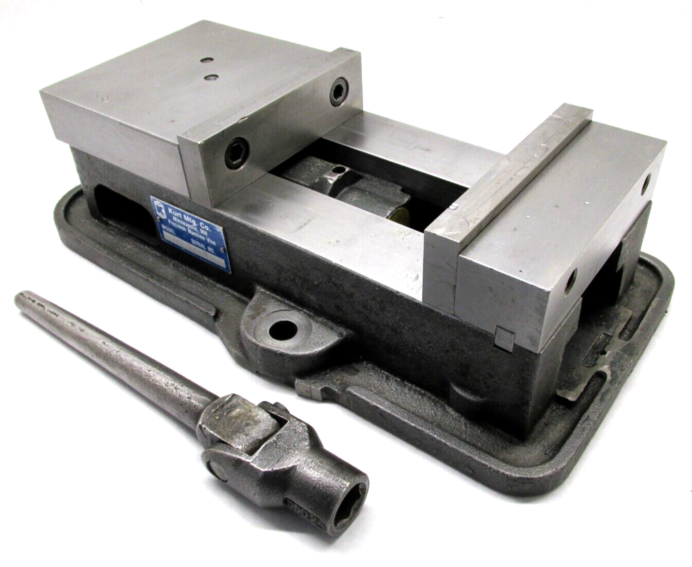 KURT ANGLOCK 6" MILLING MACHINE VISE w/ JAWS & HANDLE - #D60