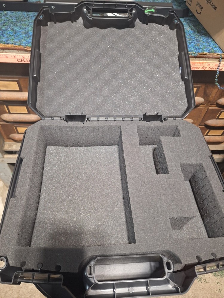 Quest 2 CaseMatix Hard Shell case
