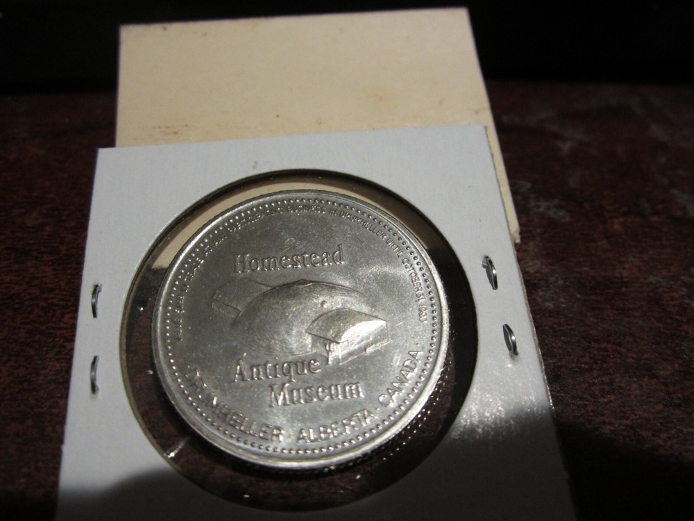 1990 - Drumheller, AB - Canada Commemorative Trade Dollar