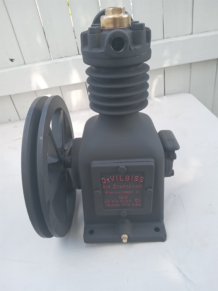 Vintage DeVilbiss Air Compressor 1950s