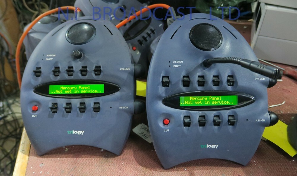 1x  Trilogy Mercury intercom talkback panel  fully working Model 700-41-00 