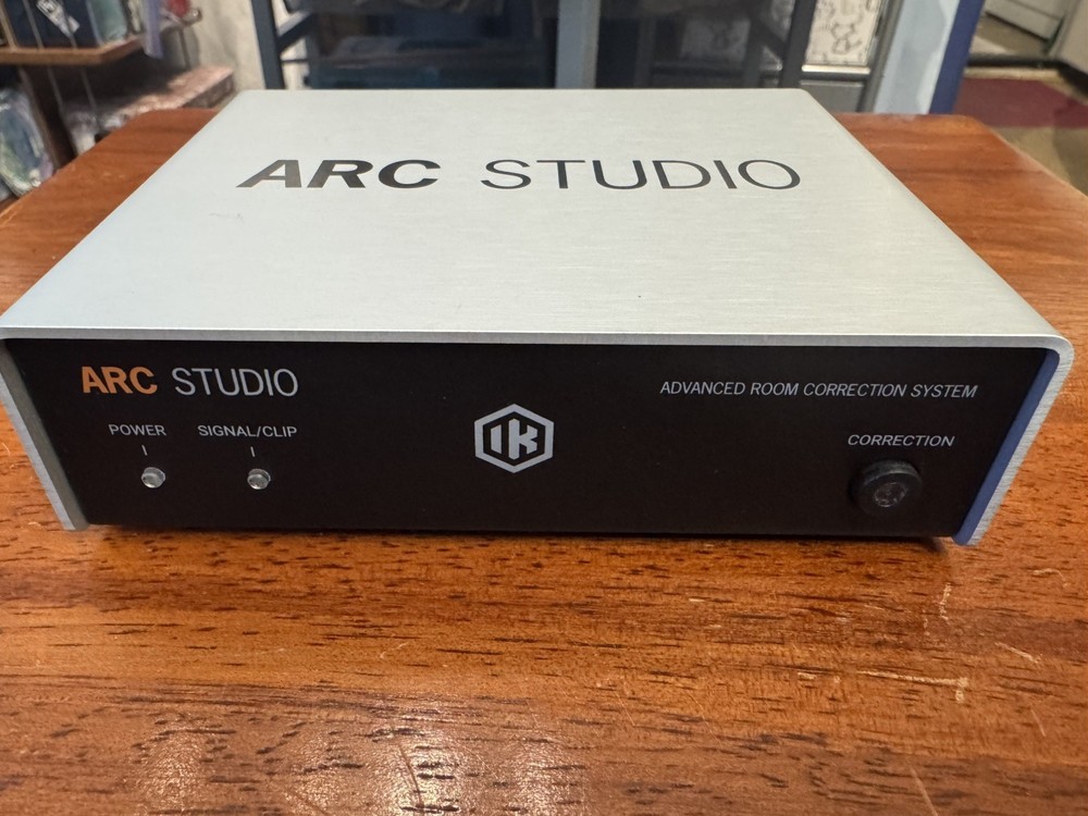 IK Multimedia ARC Studio Advanced Room Correction System