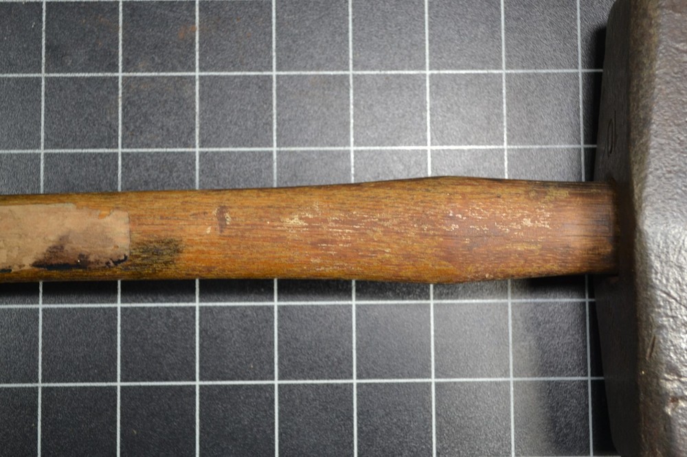 PLUMB - OREGON PATTERN - 10# SLEDGE HAMMER WITH THE ORIGINAL HANDLE