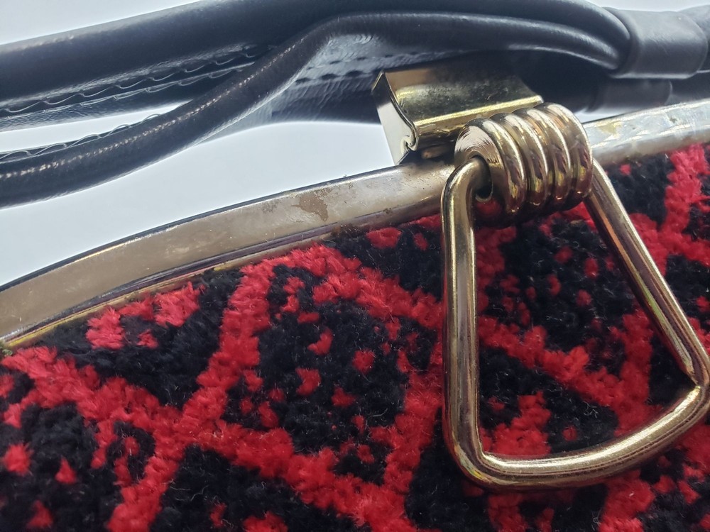 Red Black Diamond Pattern Purse Snap Clasp Handbag Gold Frame Vintage