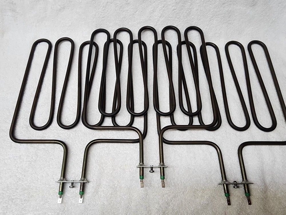 Amerec / Helo Sauna Heating Elements (3)  2670W 208V Designer Series