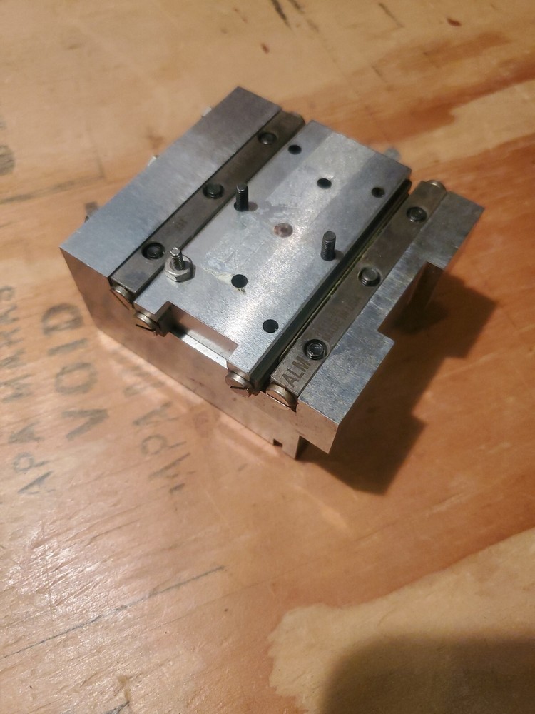 XY Stage Positioner