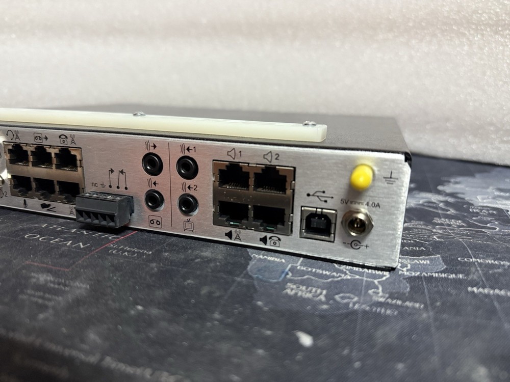 Airbus DS - Modulator Sam Sound Arbitration Module SAM with Power Adapter