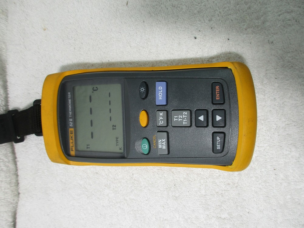 Fluke 52 II Dual-Input Digital Thermometer