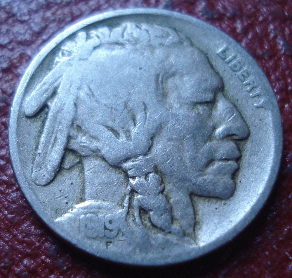 1919 BUFFALO NICKEL IN VG CONDITION
