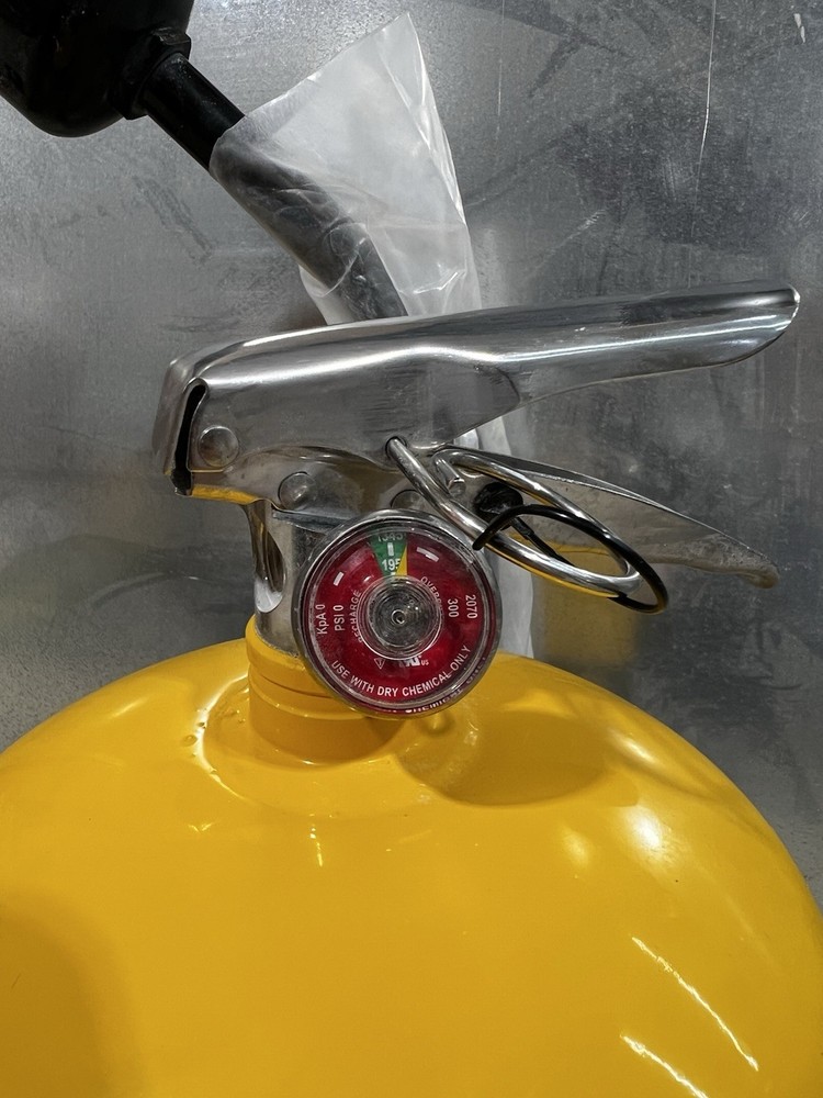 Amerex B570 Class D Sodium Chloride Fire Extinguisher - 30 lb Read Description