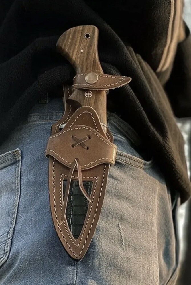 CUSTOM HANDMADE LEATHER SHEATH FOR FIXED BLADE KNIFE / Holster / Case