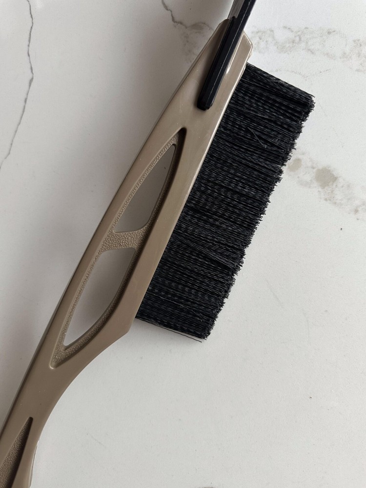 Long Handle Ice Scraper Windscreen Frost Window Snow Car Van De Icer Windshield