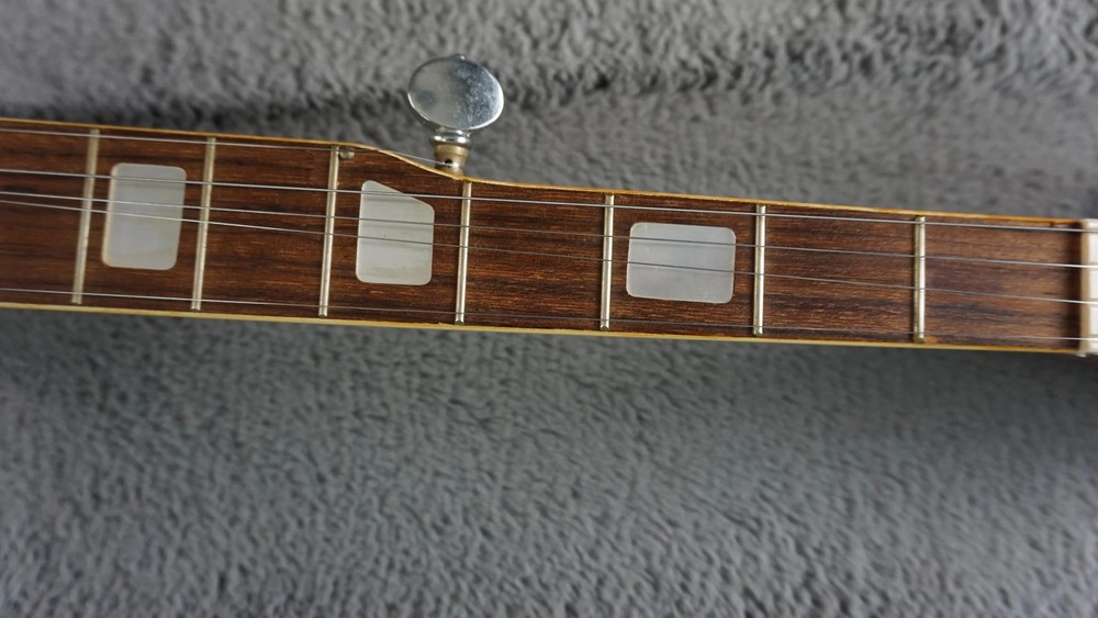 Pirles 5-String Closed Back Banjo w/ Hard Case