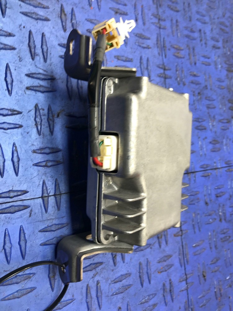 2007 - 2008 LEXUS LS460 POWER INVERTER CONTROL MODULE UNIT OEM