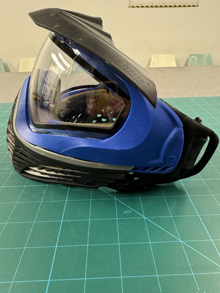 Virtue VIO goggle. 100% complete. Rare!