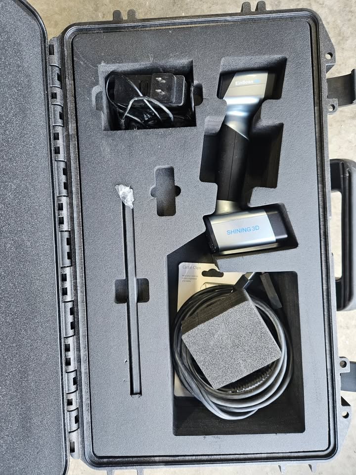 Einscan HX 3D Scanner with Hard Case lightly used