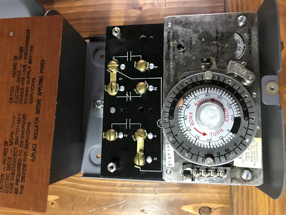 NEW PARAGON 8247-00    A-339-00 DEFROST CONTROL TIMER