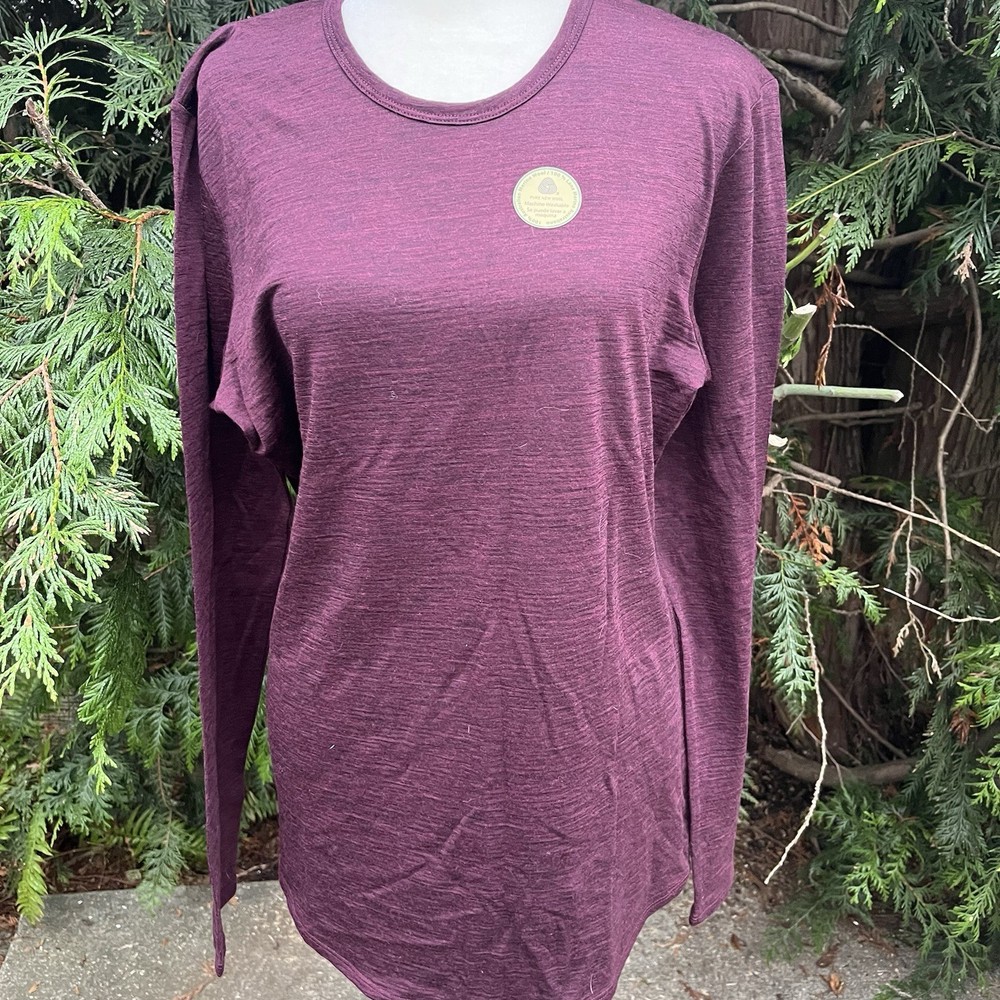 NWT Segments Large Purple Pure New Wool Pullover Base Layer