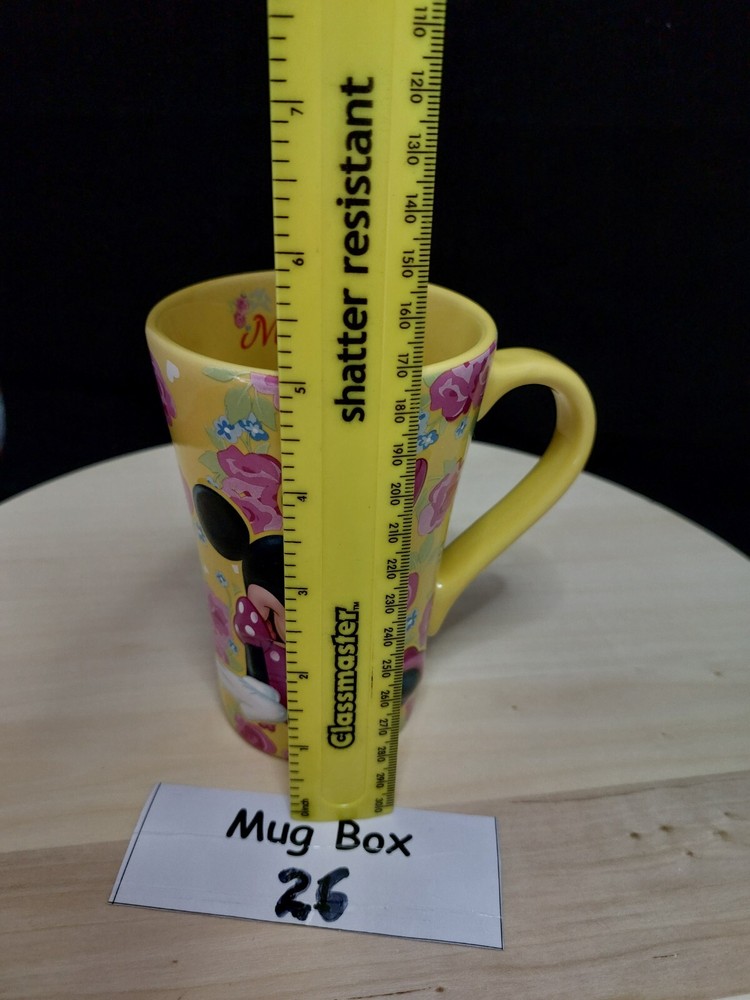 Disney Store Minnie Mouse Large Mug