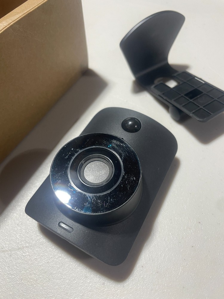 SimpliSafe Base Station SSBS3 & Simplisafe SSCM2 camera