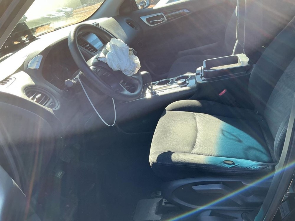 PATHFINDR 2013 Glove Box 4977470