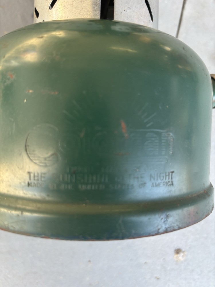Vintage Coleman Lantern 1962