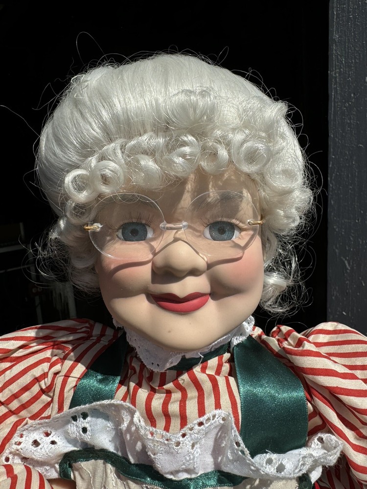 Haunted Doll Mrs Claus