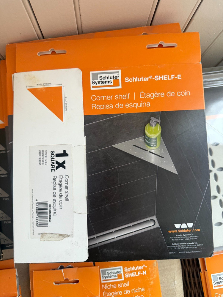 Schluter Systems Shelf Triangular Corner Square Stone Grey SES1D3TSSG