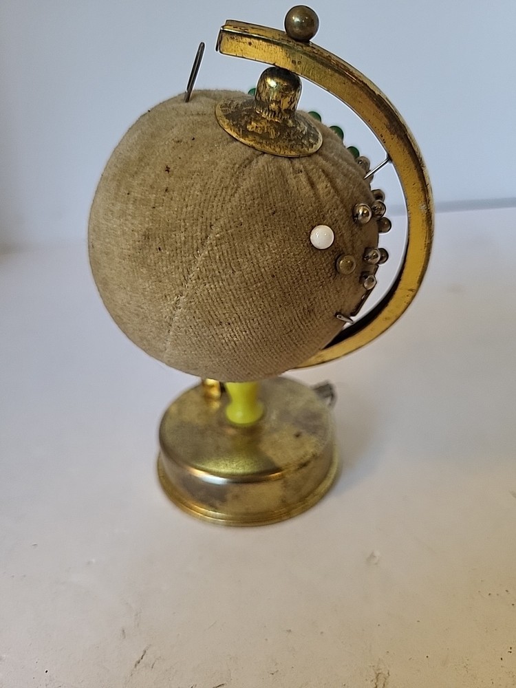 1950s Velvet Globe Pin Cushion