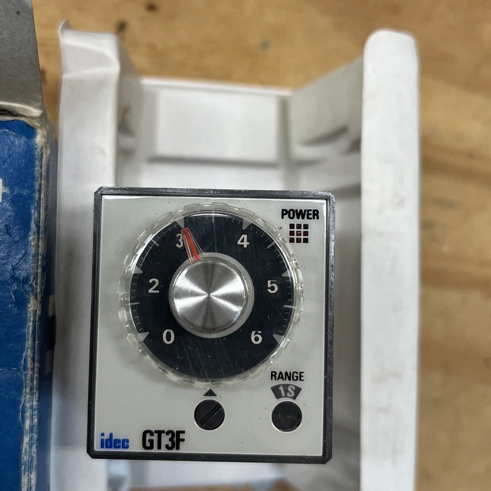 Idec Electronic Timer GT3F-2EA100