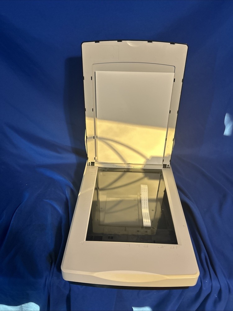 Fujitsu fi-6240Z Flatbed High Speed 600 DPI Document Scanner USB