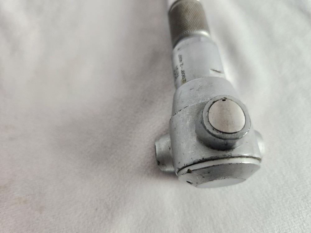 Brown & Sharpe Internal Bore Micrometer Range 2.0"- 2.40” - Model 281