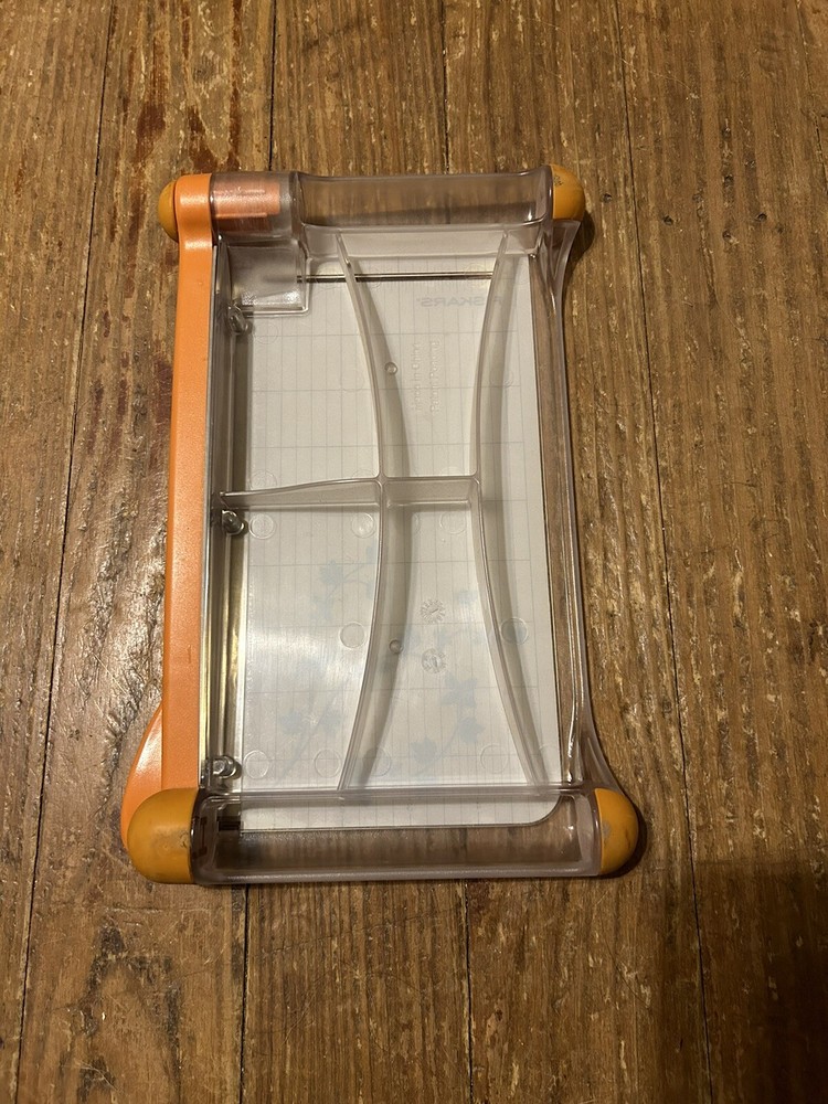 Fiskars Bypass Paper Trimmer - 9" Cutter Used