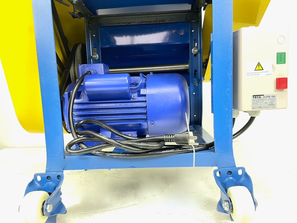 BLUEROCK Tools Model 930 STRiPiNATOR ® Wire Stripping Machine Copper Recycling