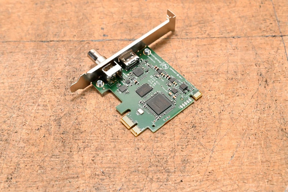 Blackmagic Design DeckLink Mini Recorder PCIe Card CG01S9N
