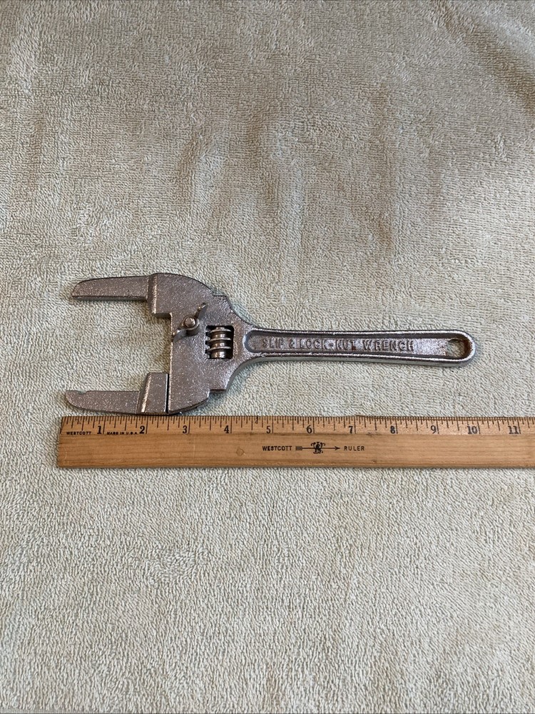 Plumbers Slip & Lock Nut Wrench 10" Adjustable 1"- 3" Jaws