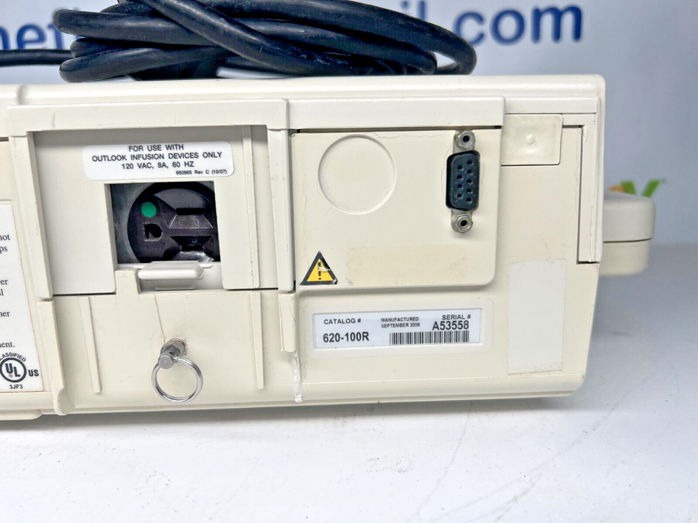 B/Braun Outlook 100 Safety Infusion System