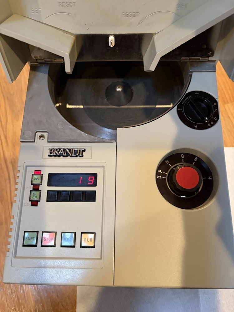 BRANDT MODEL 749 Compact tabletop Coin Counter Sorter