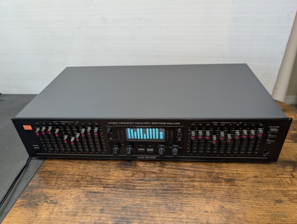 BSR Model EQ-3000 Stereo Frequency Equalizer Spectrum Analyzer Vintage Works