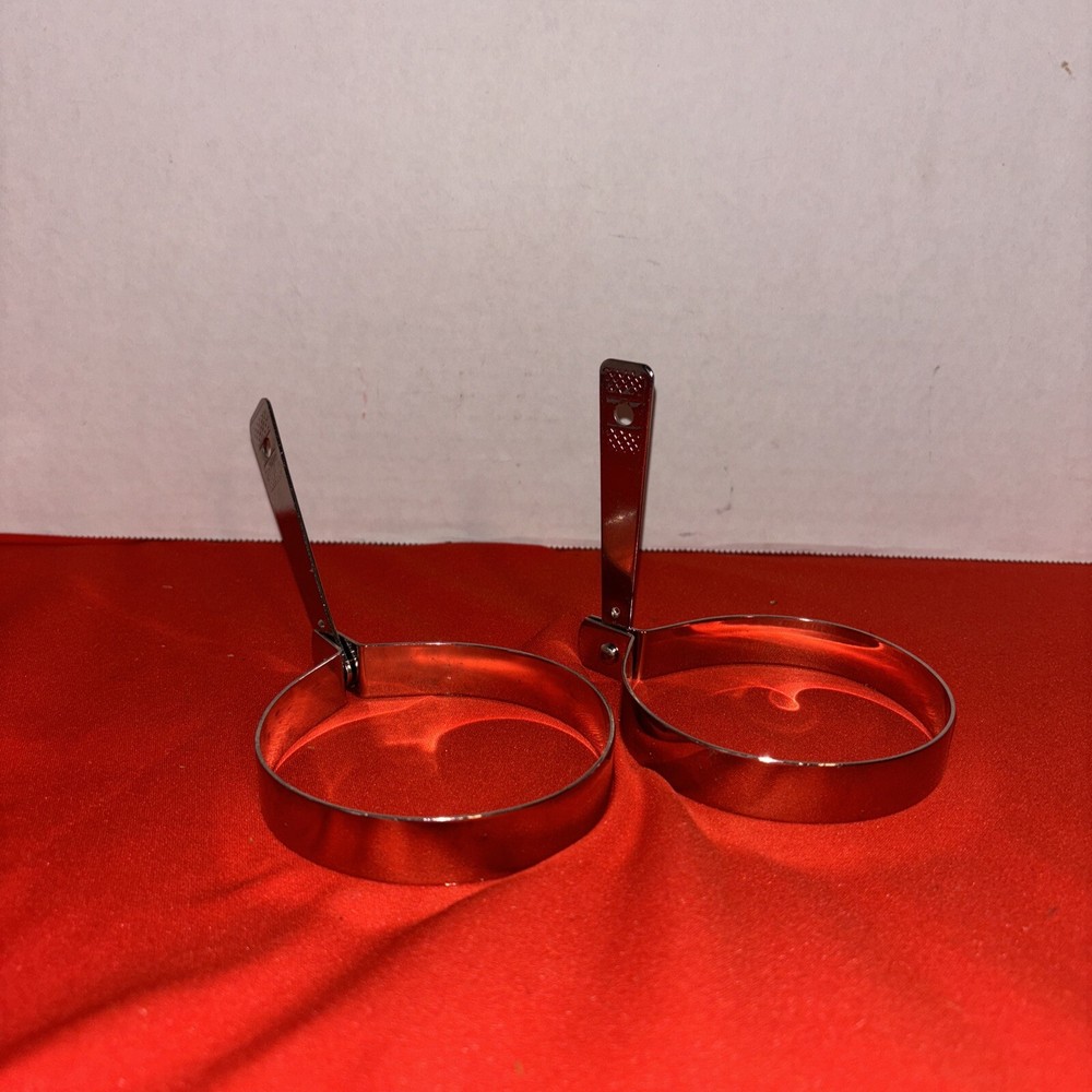 Set Of Egg Rings Make Perfect Eggs