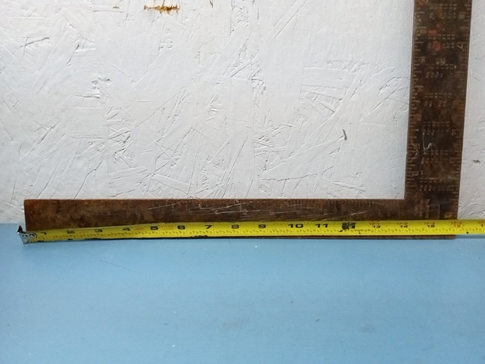 Vintage Rusty Stanley Handyman Square Ruler (LL)