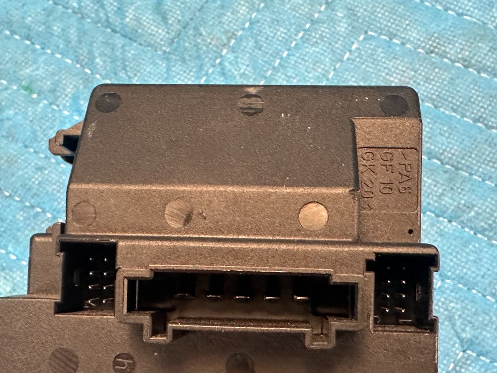 Mercedes G55 AMG Ignition Start Switch Module w/Key 2009 OEM