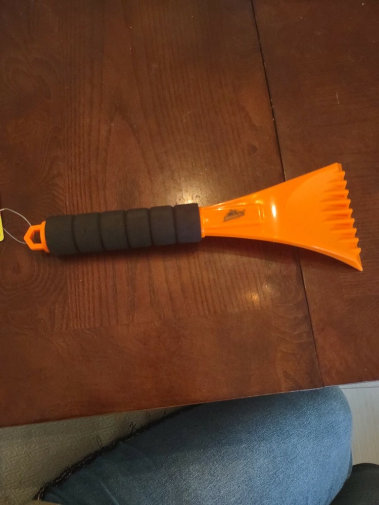 ArmorAll Window Scraper Winter