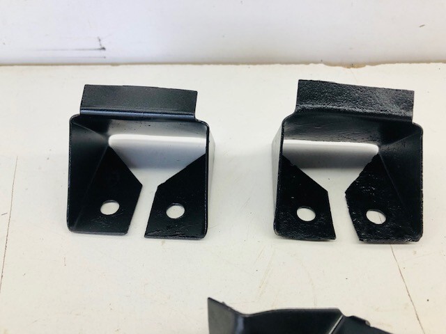 1971-73 Mustang Lower Windshield Bracket Set - Driver Quality