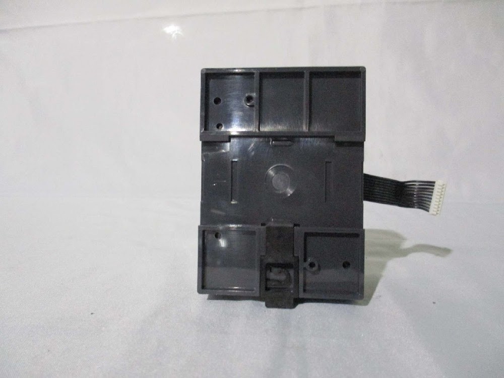 KEYENCE KV-E16X PLC with Built-in Display Function USED