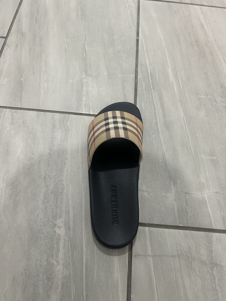 Burberry Slides Size 42 US 9