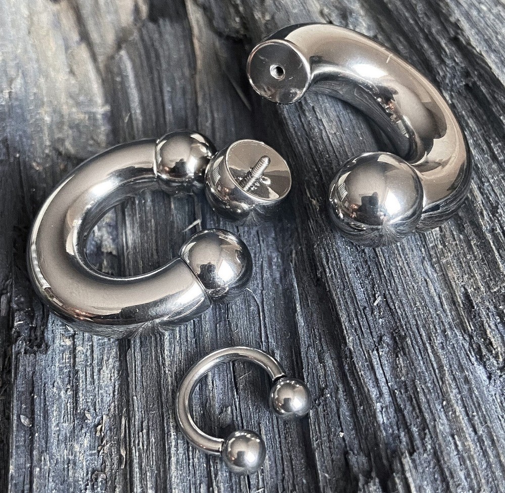 1pc Solid G23 Titanium Circular Barbell Internally Threaded Horseshoe Horse Shoe
